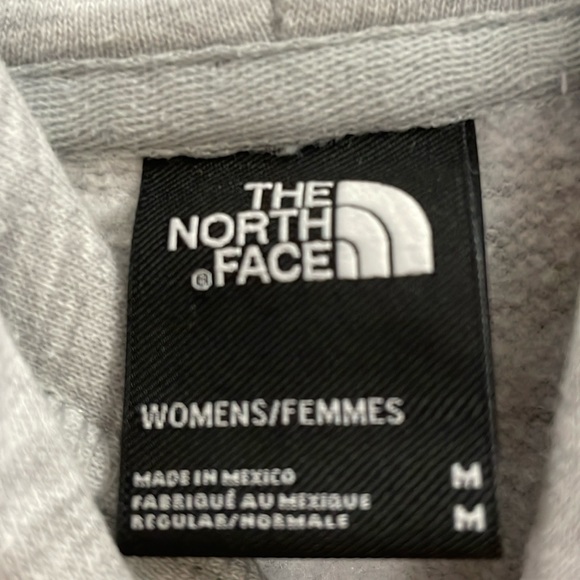 🩶🤍The North Face gray hoodie sweatshirt.  M - Picture 8 of 8